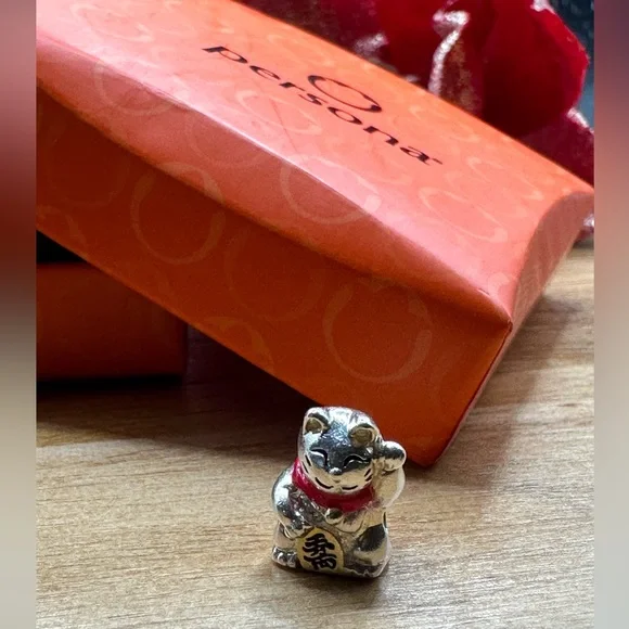 Chinese lucky cat charm (sterling silver) - Picture 3 of 9